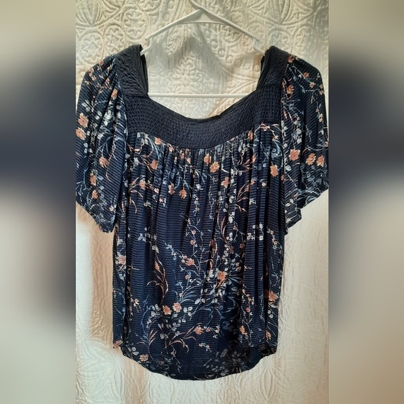 Lucky Brand Blouse Womans Medium Navy Floral Peasant Lightweight Boholemian - Picture 5 of 12